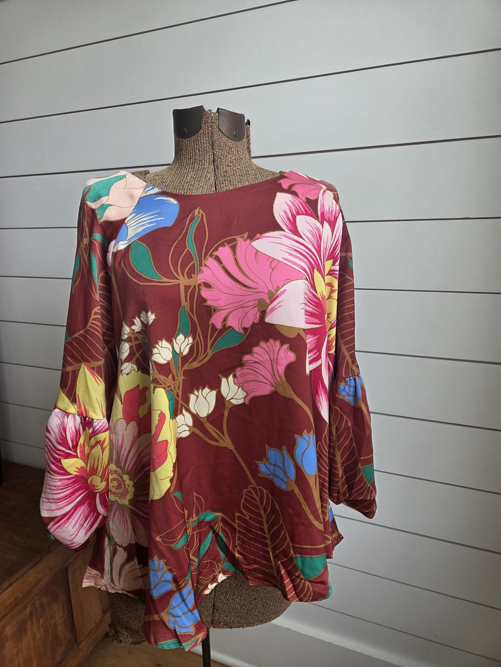 Umgee Floral Dolman Sleeve Blouse